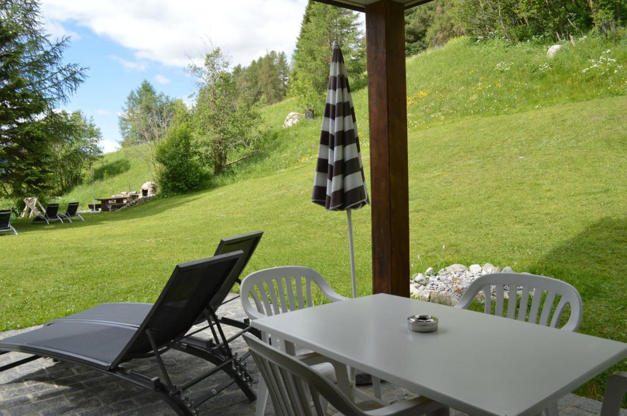 Апартаменты Residenz La Mora Ла-Пунт-Чамуэшч Экстерьер фото